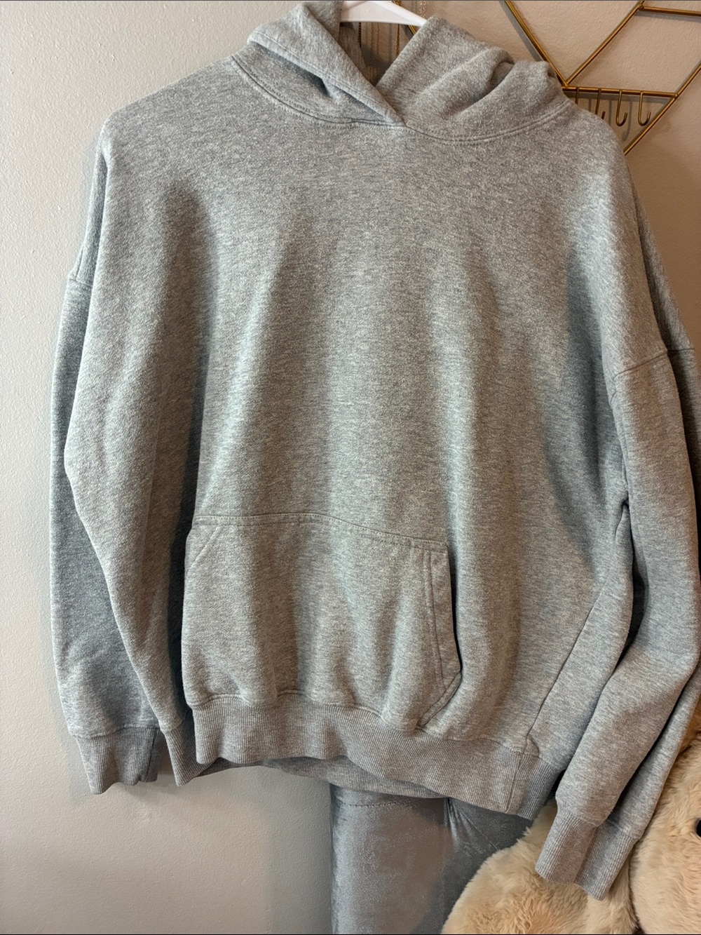 PacSun Light Gray Oversized Hoodie with Kangaroo Pocket